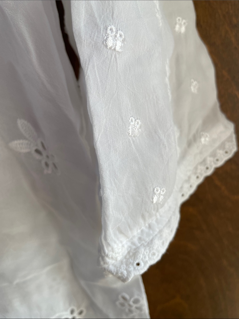 Johnny Was White Embroidered Eyelet V-Neck Tunic - Picture 5 of 5